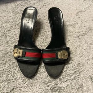Gucci women’s kitten heel 7.5 black
